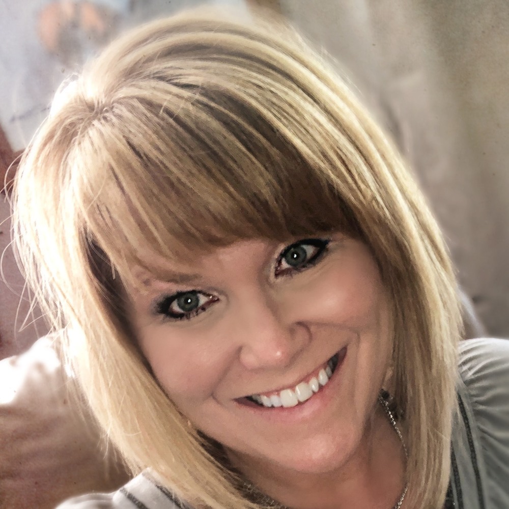 Meet your Posher, Lori